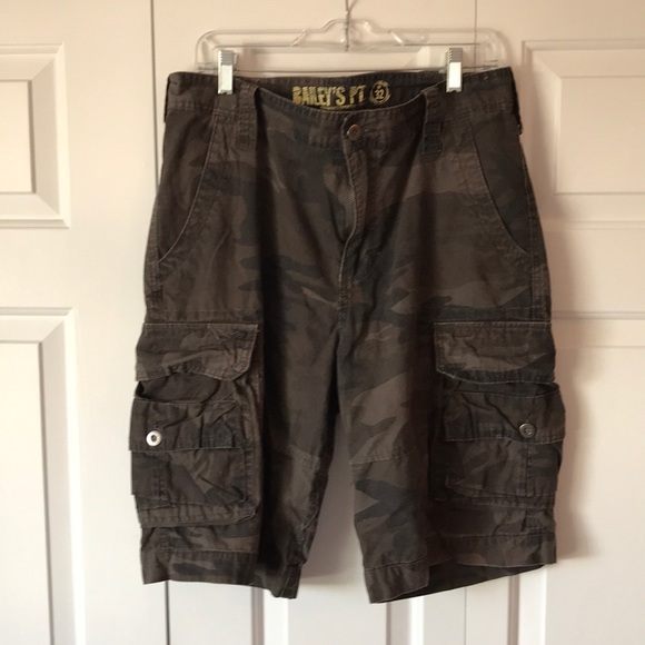 bailey’s point Other - 32" waist Bailey’s Point cargo shorts